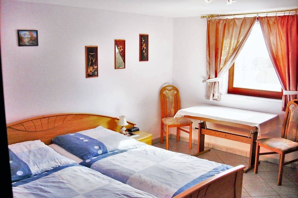 Ganze Wohnung, Homerez - Wohnung in Obernaundorf in Rabenau, Osterzgebirge