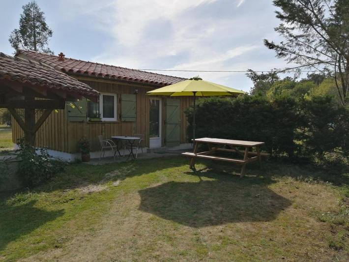 Location de vacances pour 4 personnes, avec jardin et vue à Saint-Michel-Escalus