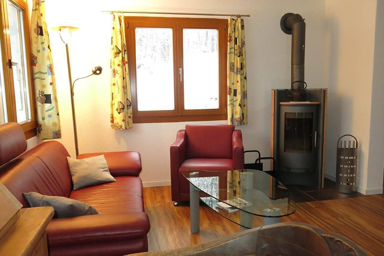 Ganze Ferienwohnung, Waldluft, Natur pur in Mörel-Filet, Aletsch Arena