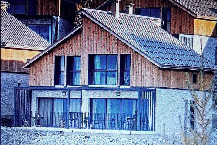 Chalet pour 8 personnes, avec balcon à Risoul