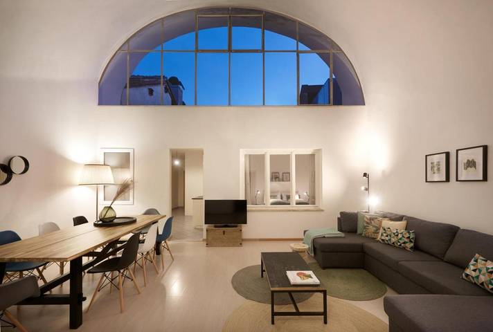 Loft per 9 persone, con Balcone e Terrazza nonché Panorama a Bolzano