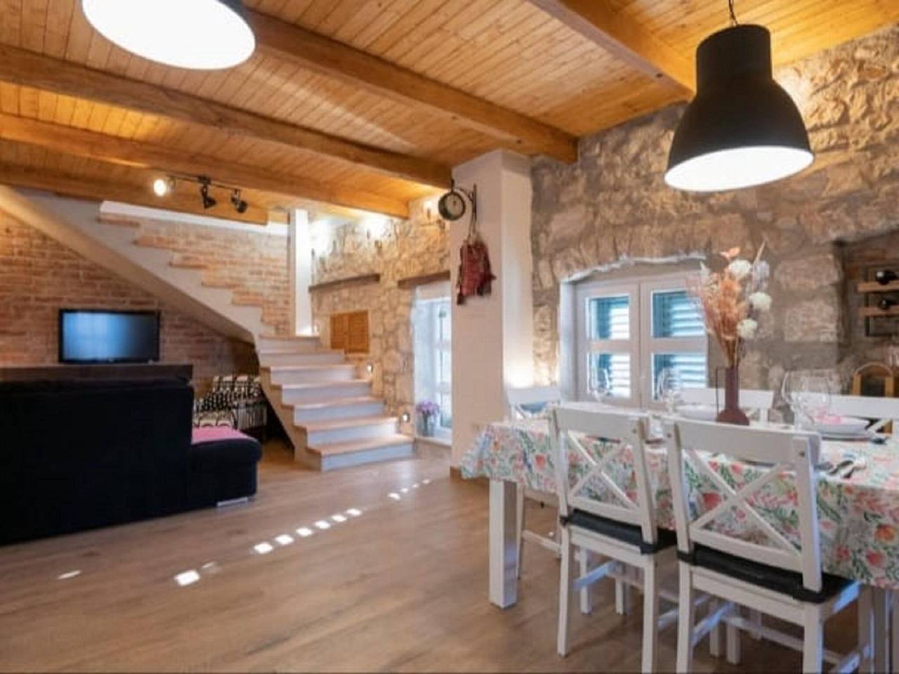 Bezauberndes Ferienhaus mit Swimmingpool in Imotski, Makarska Riviera