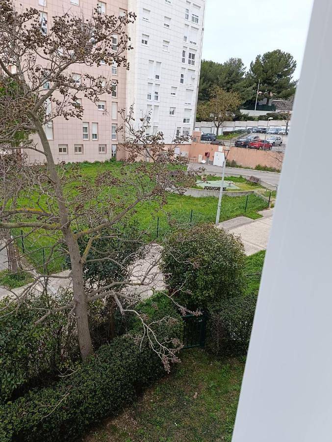 Gîte pour 6 personnes, avec terrasse et vue, animaux acceptés dans Plage Bottai Port De Bouc - 2