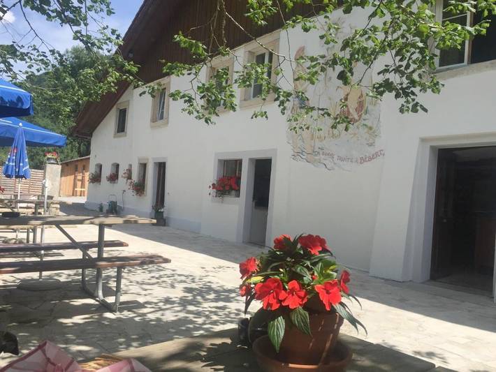 Hôtel pour 2 personnes, avec vue ainsi que jardin et terrasse dans Charmauvillers