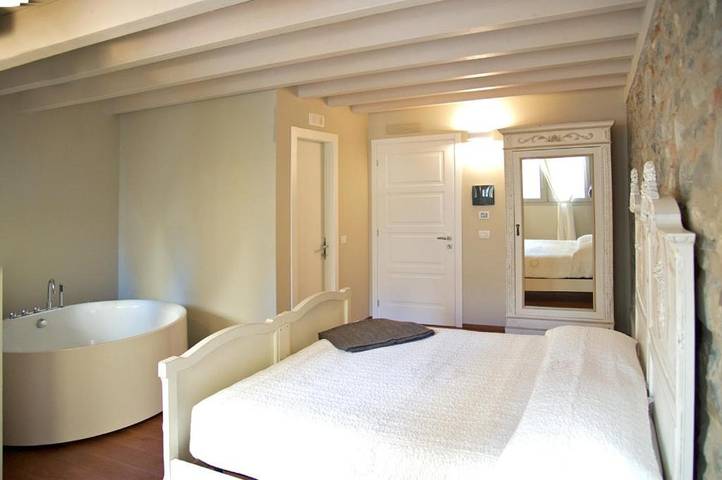 Gîte pour 2 personnes, avec terrasse à Bobbio - 2