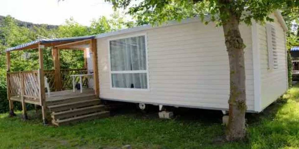Camping pour 6 personnes, avec piscine