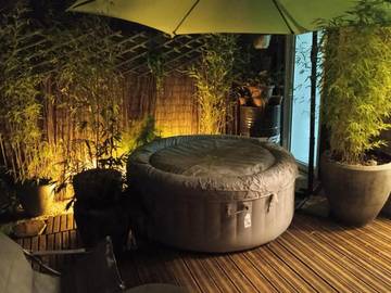 Gîte pour 2 personnes, avec jardin ainsi que vue et terrasse, animaux acceptés à Sevran