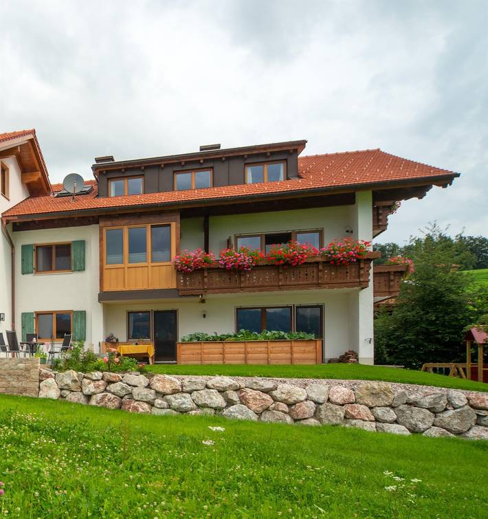 Ferienwohnung für 3 Personen, mit Garten und Whirlpool sowie Sauna, mit Haustier in Hopferau - 2