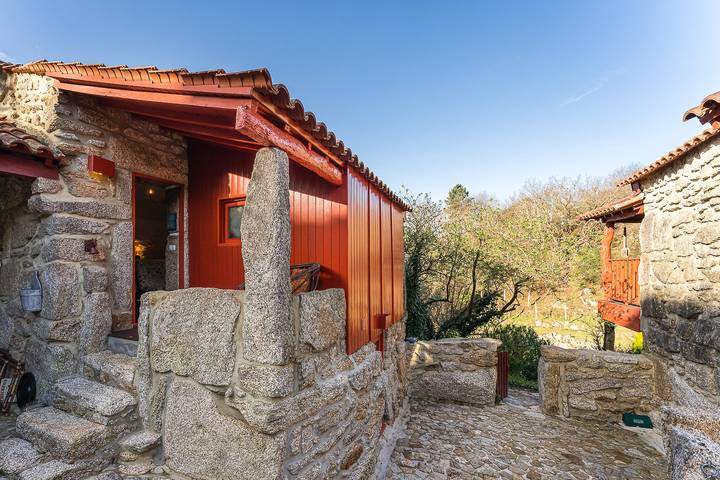 Agriturismo voor 3 personen, met zwembad en tuin in Portugal