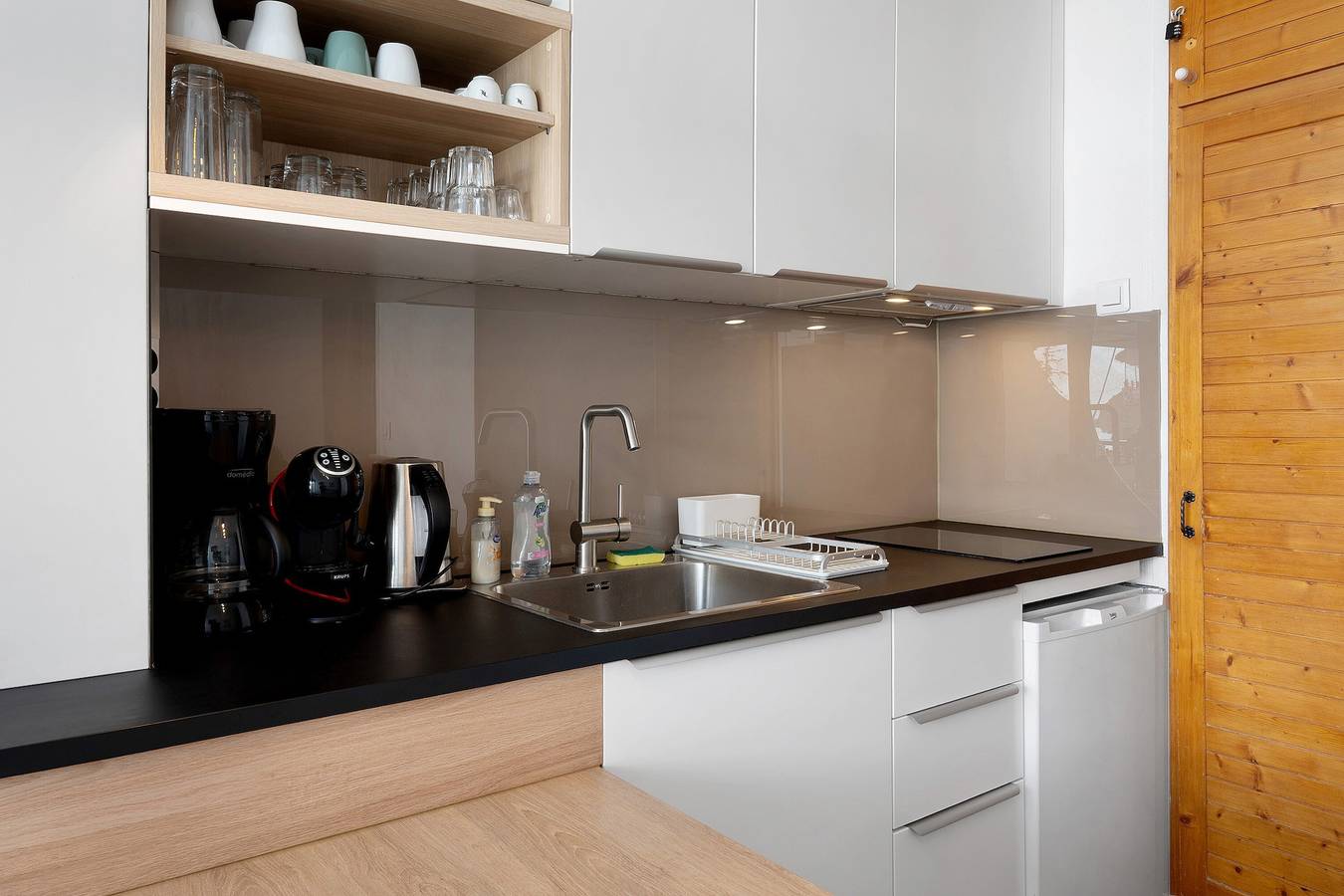 Ganze Wohnung, Südseitiges Studio direkt an der Piste für 4 Pers., Wlan, Gr10 in La Pierre Saint-Martin, Arette