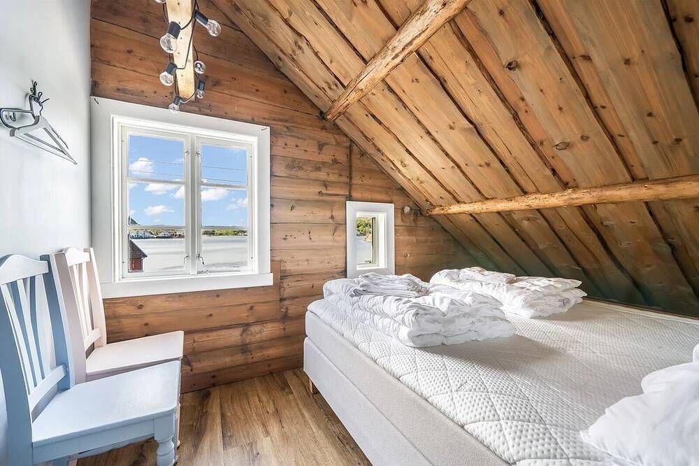 Ganze Wohnung, Coastal Comfort at Hidra – Jørgine´s House, 3 bedroom apartment in Hidra