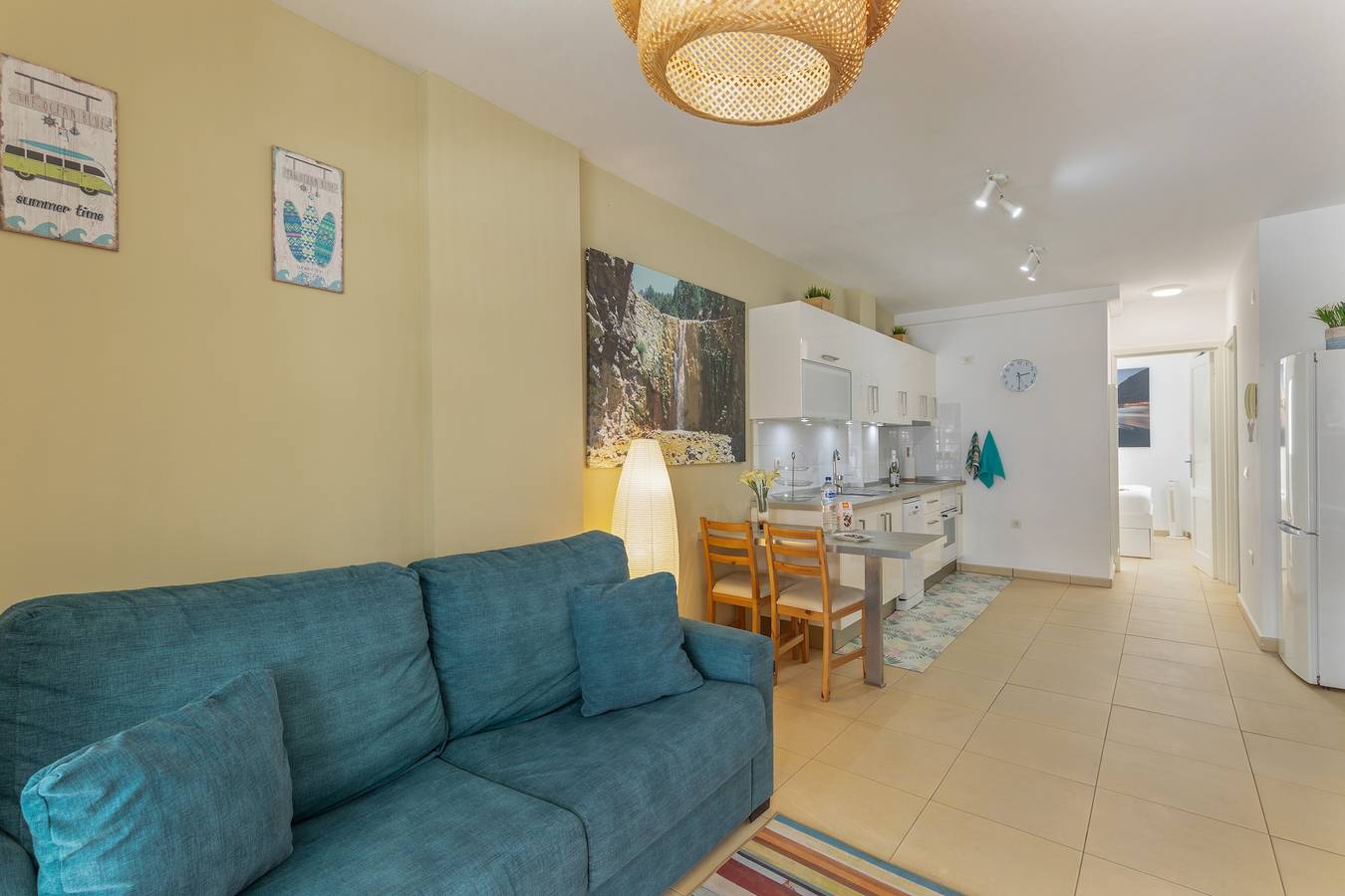 Apartamento entero, Apartamento 'Calas' con vistas a la montaña, Wi-Fi y aire acondicionado in Puerto Naos, Los Llanos de Aridane