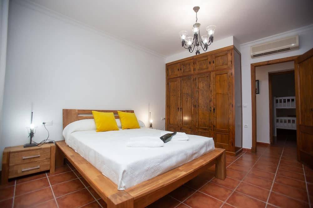 Tourist Villa “Las Raíces” Near The Center And The Beaches Of La Jara. in Sanlúcar de Barrameda, Costa de la Luz