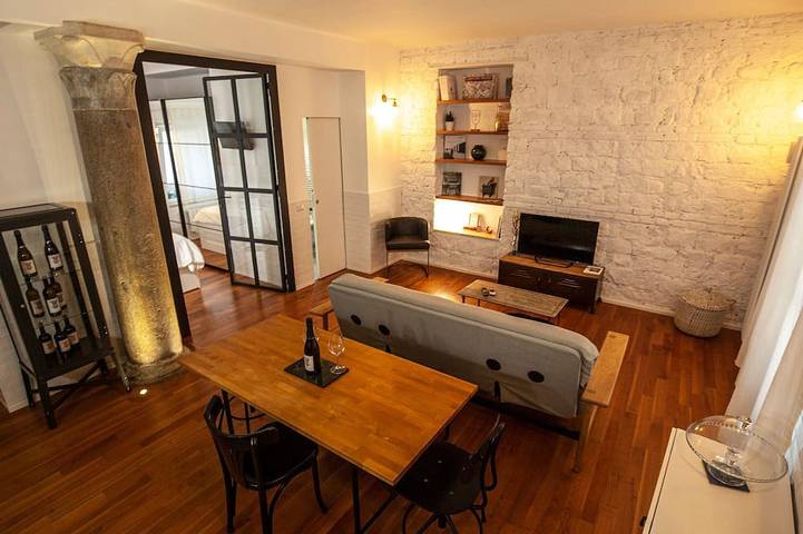 Ganze Wohnung, Lovely and moder flat near the Colosseum in Rom Zentrum, Rom
