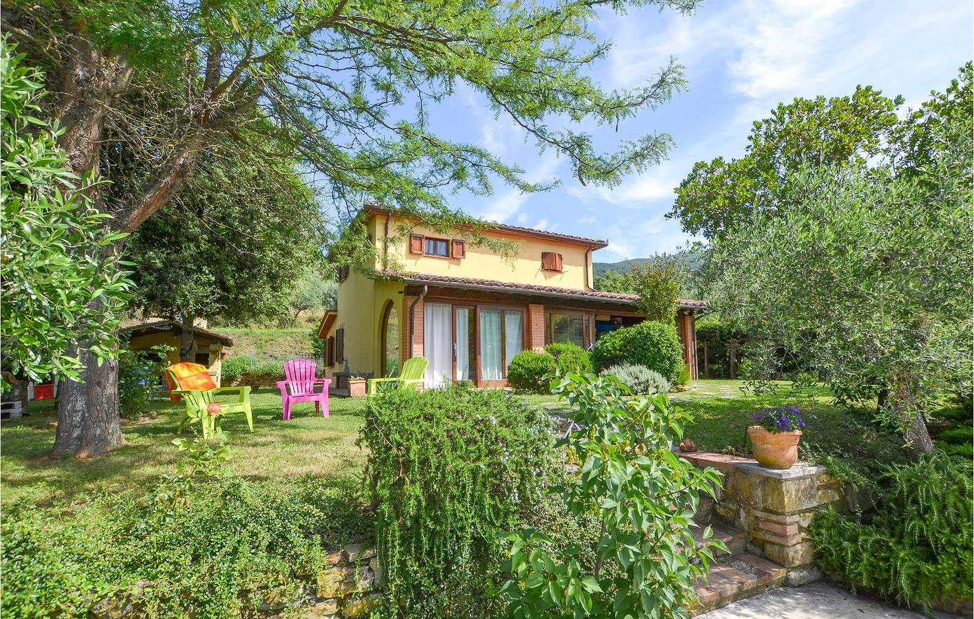 Appartamento moderno con parcheggio, piscina e giardino in Scanizza, Provincia di Arezzo