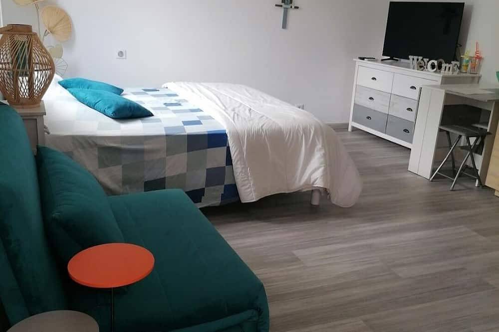 Appartement entier, Studio indépendant Provence verte - rocbaron in Rocbaron, Côte méditerranéenne (France)