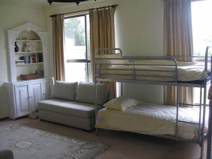 Holiday home for 8 people, with garden and terrace in Sorrento (Victoria)