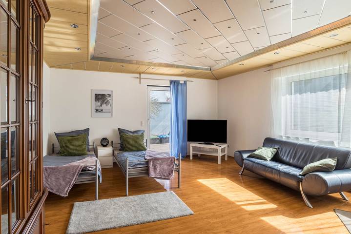 Ganze Wohnung, Ferienwohnung "Am Hirnach 2" mit Gemeinschaftsgarten und Wlan in Sindelfingen, Landkreis Böblingen