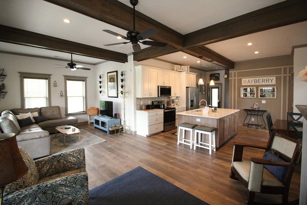 Bank Street Bungalow in Mount Airy, Surry County