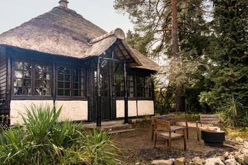 Location de vacances pour 4 personnes, avec jardin à Saint-Rémy-l'Honoré