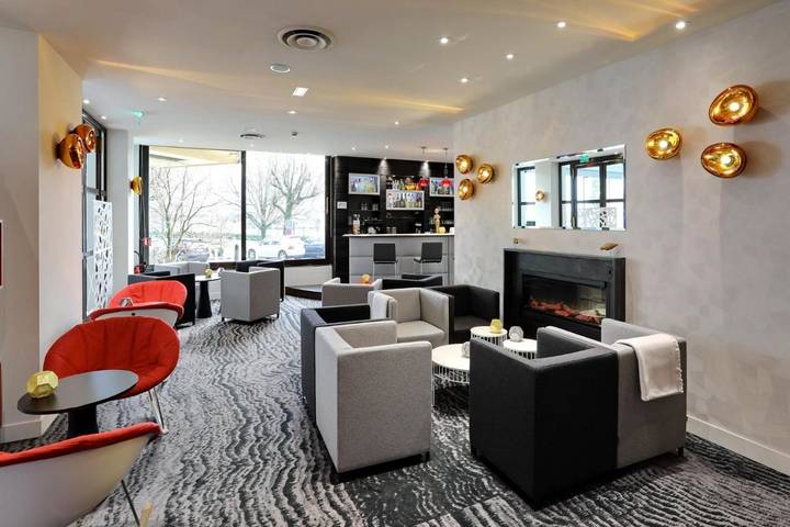 Hôtel pour 2 personnes, avec terrasse et jardin, animaux acceptés à Meylan - 3