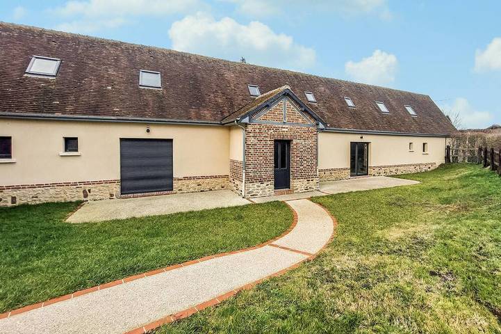 Location de vacances pour 5 personnes, avec jardin à Saint-Germer-de-Fly