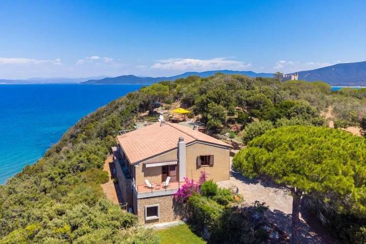 Holiday home for 10 people, with garden and terrace - 1