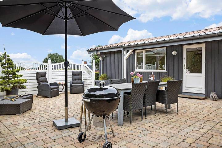 Ferienhaus für 6 Personen, mit Sauna und Whirlpool sowie Garten und Terrasse in Båring Strand - 3