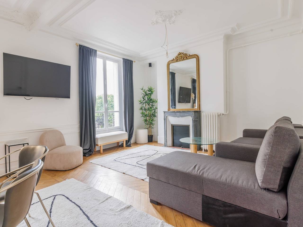 Ganze Wohnung, Schicke und einladende Wohnung in Neuilly-sur-Seine, Hauts-de-Seine