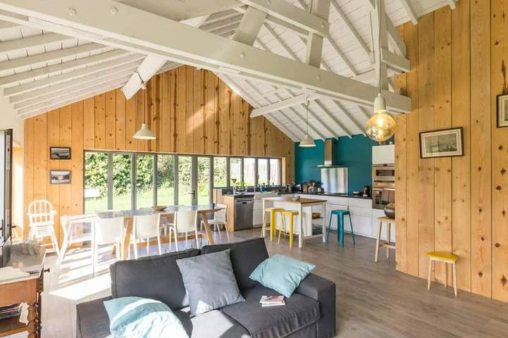 Gîte pour 8 personnes, avec Terrasse et Jardin à Saint-Vaast-la-Hougue