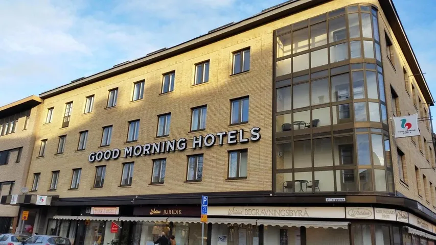 Hotel für 10 Personen - 1