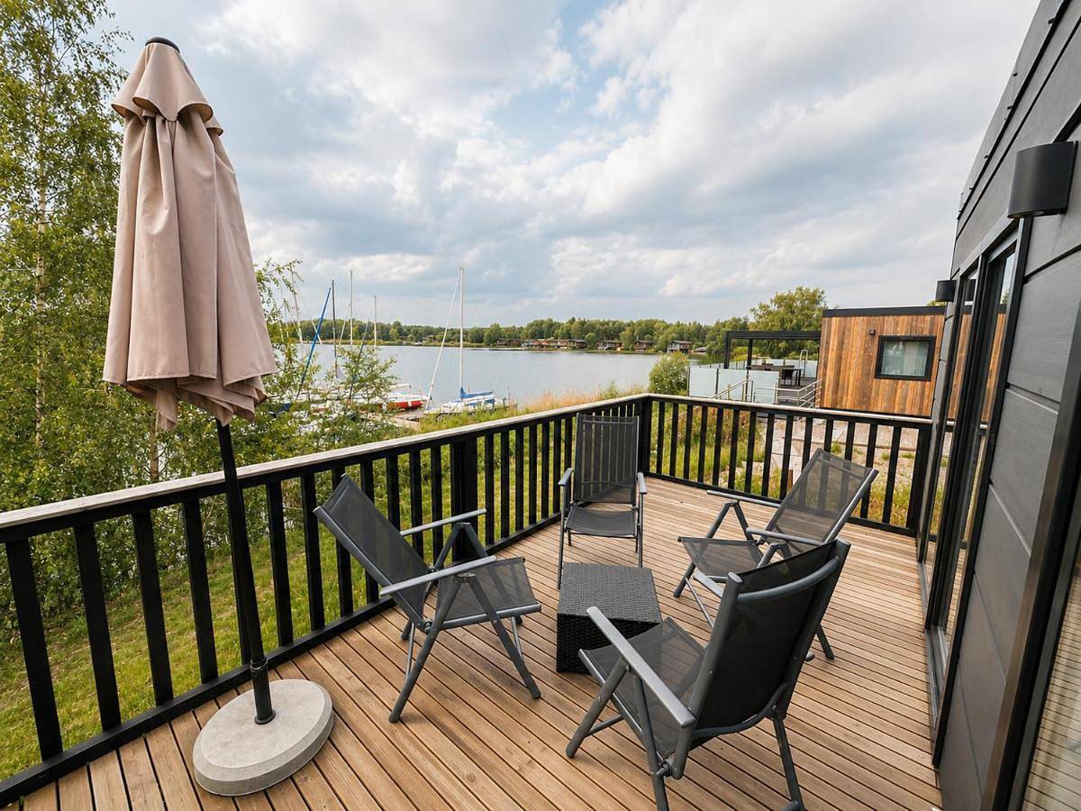 Chalet am See in Wackersdorf, Naturpark Oberpfälzer Wald