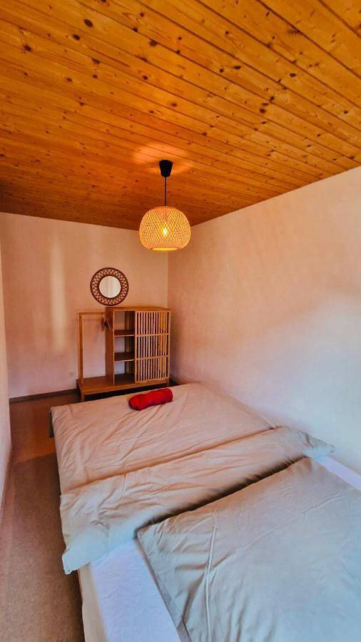 Ganze Wohnung, Three-Bedroom Apartment in Lumnezia, Alpenarena