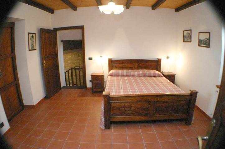 Location de vacances pour 3 personnes, avec jardin et piscine à Polizzi Generosa - 3