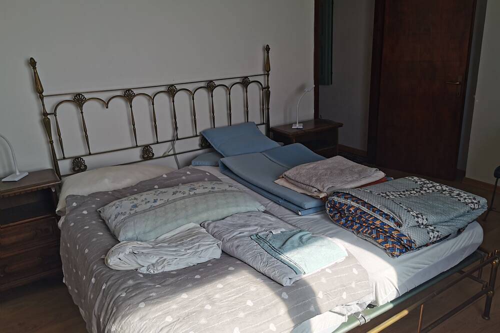 Ganze Wohnung, Montilago House on Lake Como. in Montalto, Montemezzo