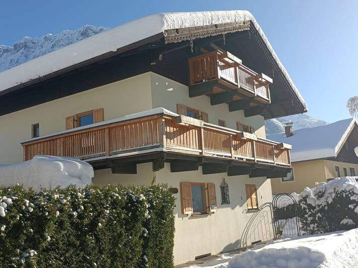 Ferienwohnung für 3 Personen, mit Balkon im Mittenwald