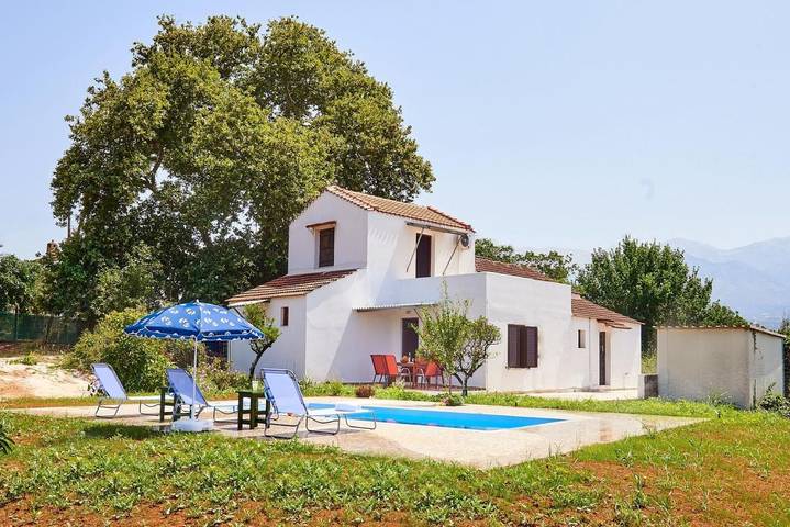 Villa für 6 Personen, mit Pool und Ausblick sowie Garten, mit Haustier - 1