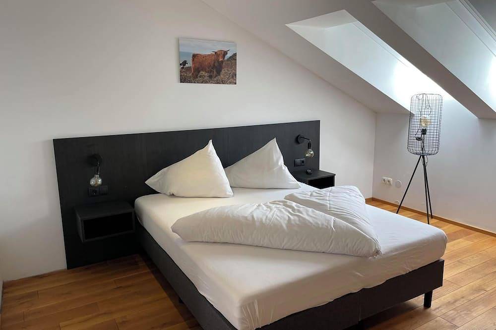 Appartment with stunning views of Lake Wörthersee in Schiefling am See, Klagenfurt-Land