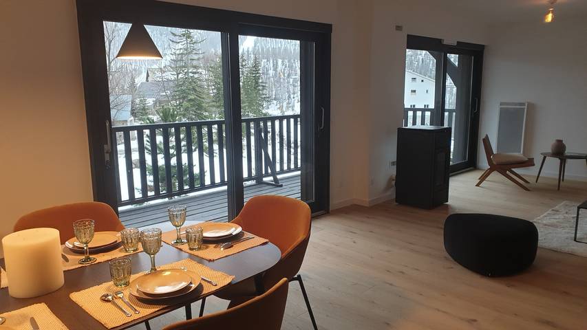 Gîte pour 8 personnes, avec balcon à Saint-Étienne-de-Tinée - 4