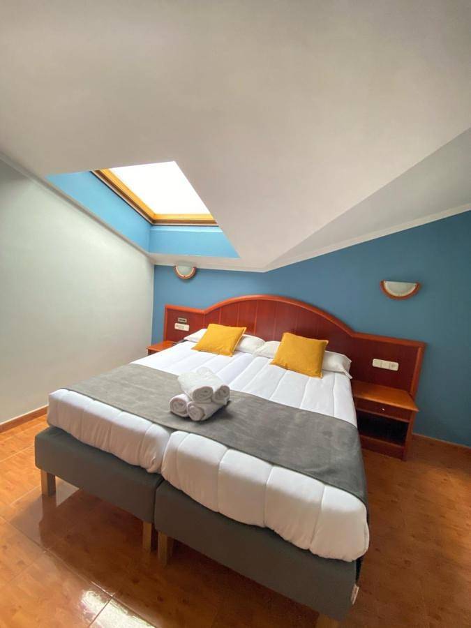 Hotel para 2 personas, con jardín y vistas en Onís - 2
