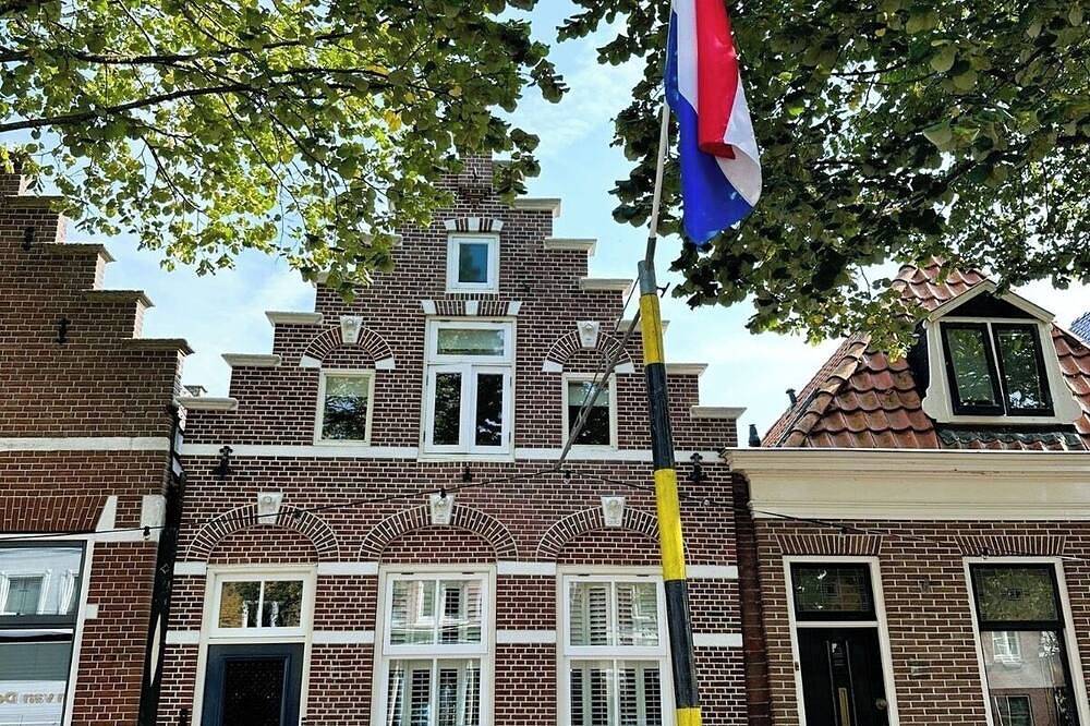 3-bedroom building in tranquil Medemblik with Wifi in Medemblik, Ijsselmeer