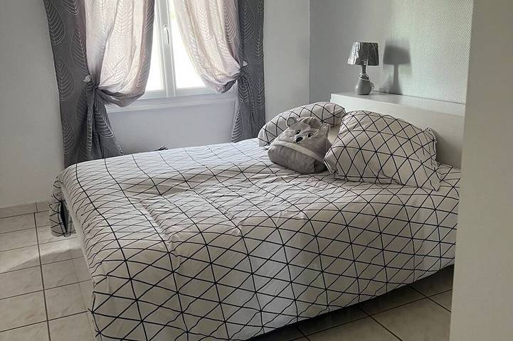Location de vacances pour 6 personnes, avec terrasse et jardin, animaux acceptés à Saint-Froult - 4