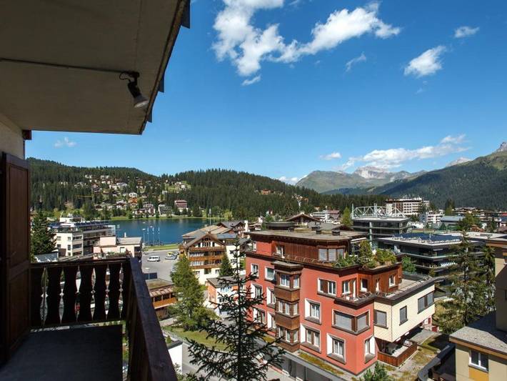 Ferienwohnung für 10 Personen, mit Seeblick und Garten sowie Terrasse in Arosa - 2