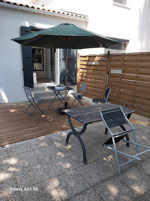 Maison d’hôte pour 2 personnes, avec Terrasse ainsi que Jardin et Vue