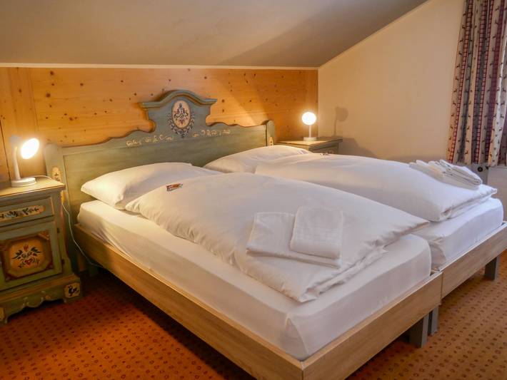 Chalet pour 4 personnes, avec vue ainsi que jardin et terrasse en Suisse - 2