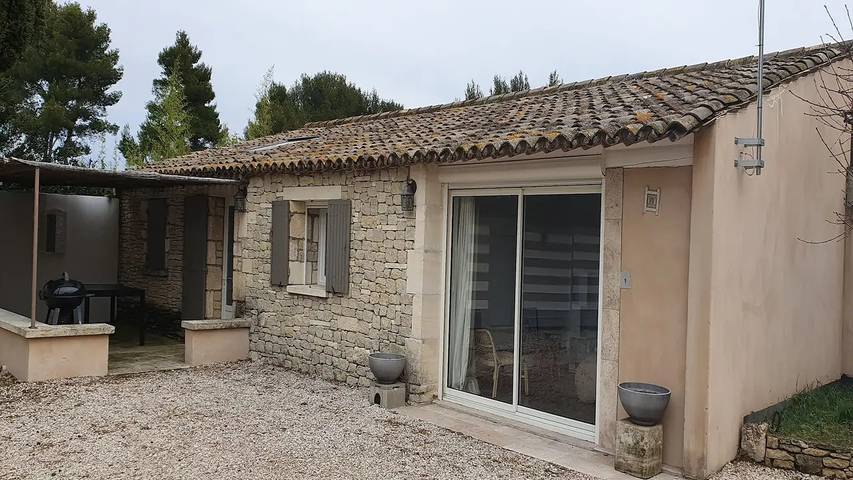 Location de vacances pour 5 personnes, avec piscine à Orgone - 2