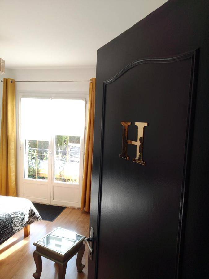 Appartement de vacances entier, Double Room with Garden View in Arçonnay, Sarthe