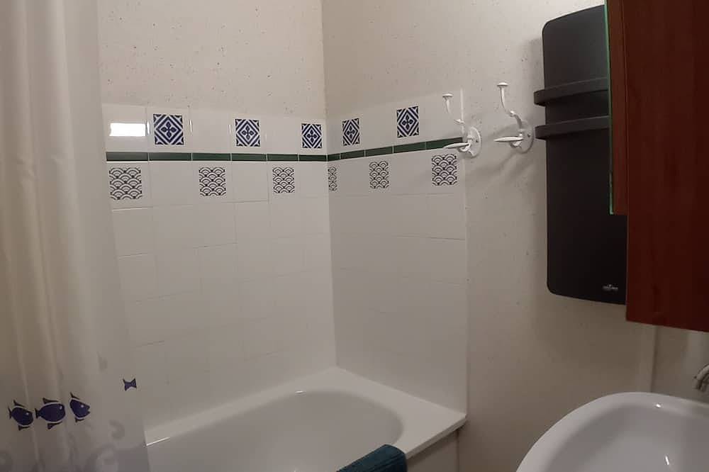Apartamento entero, Villa termal encantador y senderismo en los Pirineos Ariege in Aulus-les-Bains, Parque Natural Regional de los Pirineos de Ariège