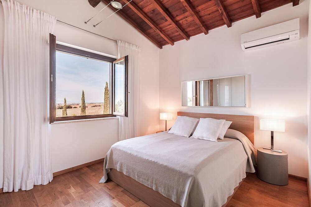 Villa Zefiro - Quattro Camere da Letto Villa, Ospiti Massimo 9 in Tarquinia, Provincia di Viterbo