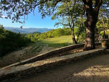 Vacation Rental for 10 Guests in Apt, Parc naturel régional du Luberon, Picture 2